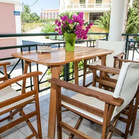 Kefalonia, Family Friendly House & Parking Lixouri